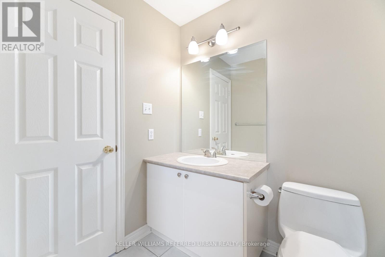 13 Joseph Salsberg Lane, Toronto (Niagara), Ontario  M6J 3W8 - Photo 27 - C12212176