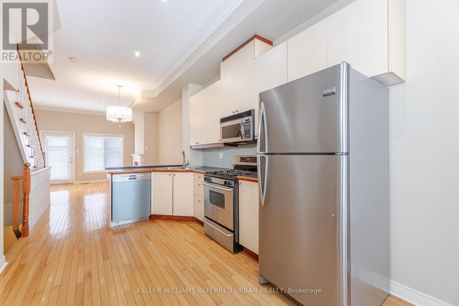 13 Joseph Salsberg Lane, Toronto (Niagara), Ontario  M6J 3W8 - Photo 3 - C12212176
