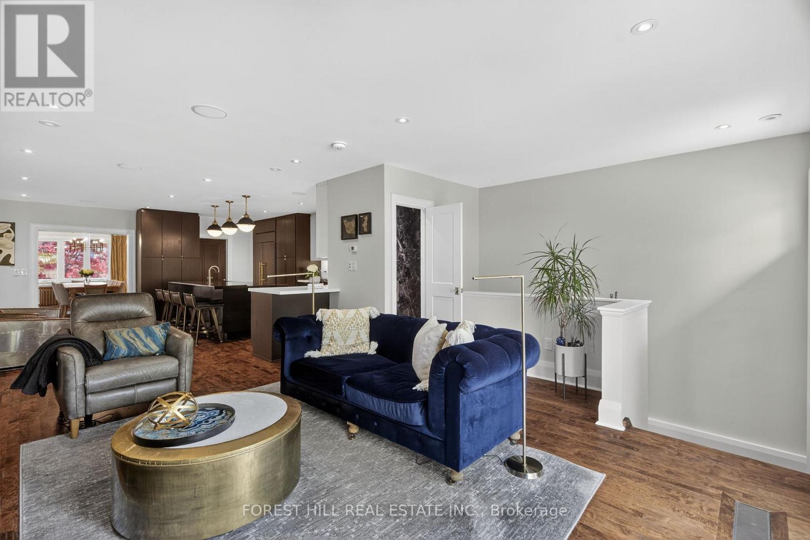 82 Pinewood Avenue, Toronto (Humewood-Cedarvale), Ontario  M6C 2V1 - Photo 17 - C12212193