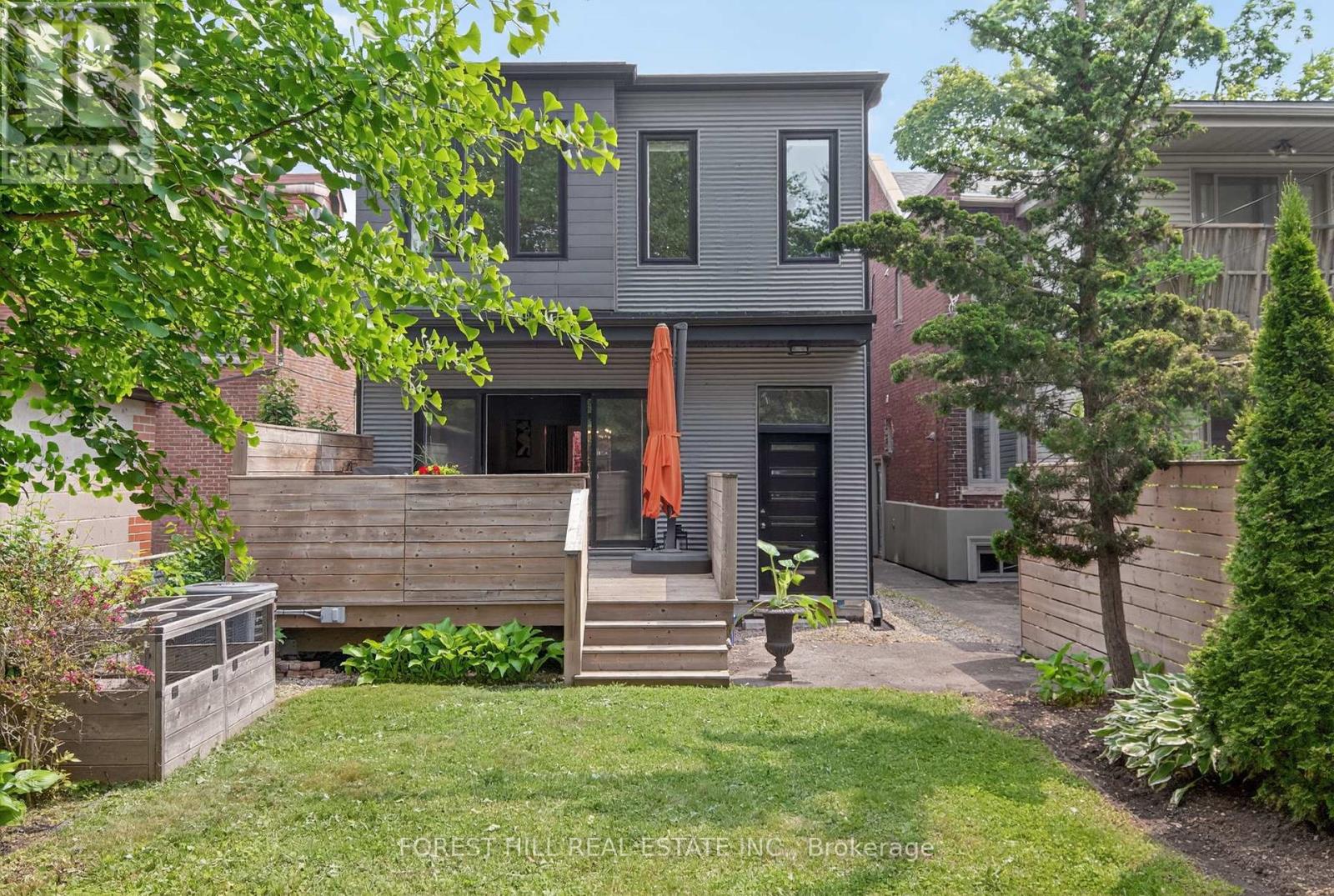 82 Pinewood Avenue, Toronto (Humewood-Cedarvale), Ontario  M6C 2V1 - Photo 31 - C12212193
