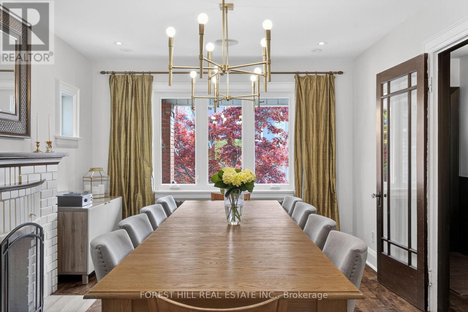 82 Pinewood Avenue, Toronto (Humewood-Cedarvale), Ontario  M6C 2V1 - Photo 7 - C12212193