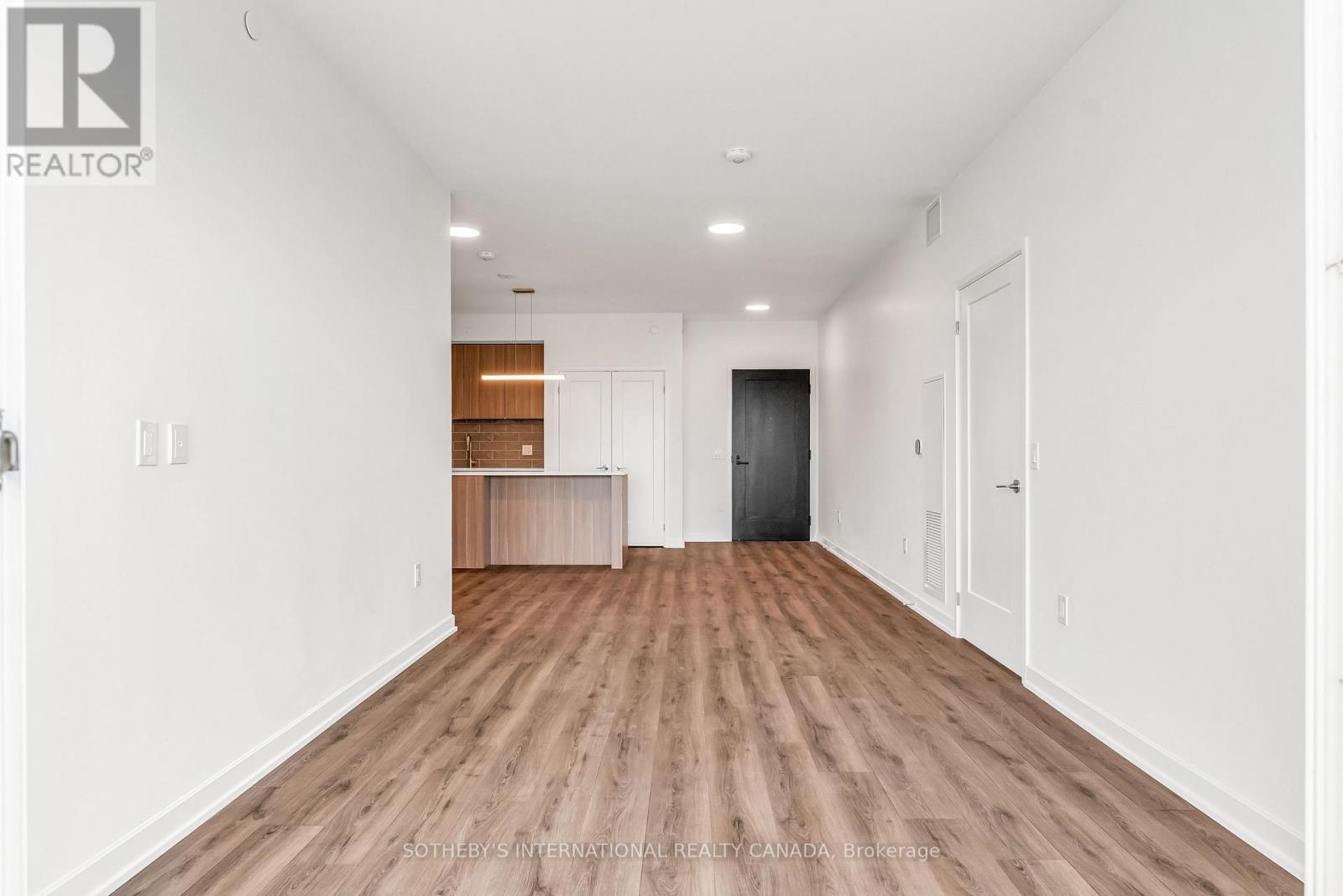 1122 - 88 Bathurst Street, Toronto, Ontario  M5V 0W8 - Photo 8 - C12212202