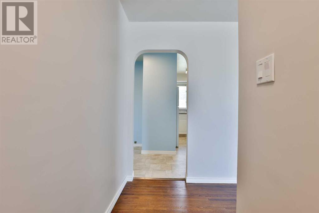 Property at 2123 9A Avenue S image 3
