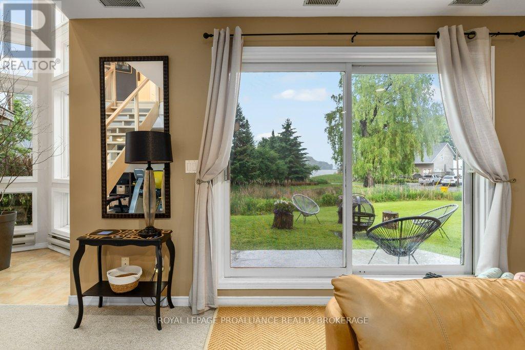 953 Cottage Farms Road, Kingston, Ontario  K7L 4V1 - Photo 24 - X12212231