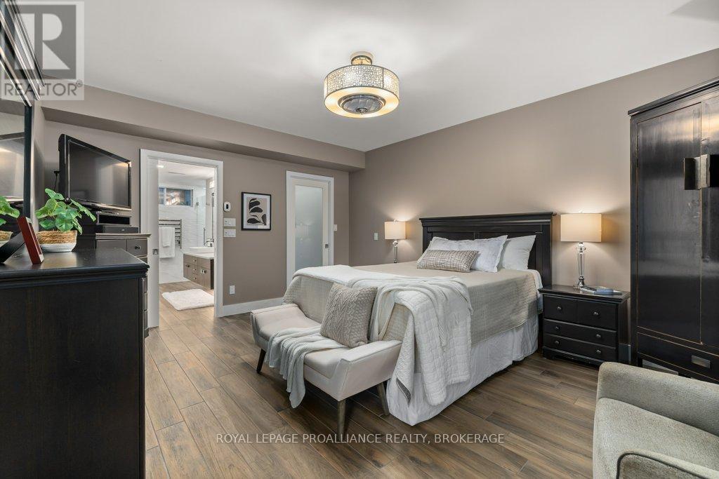 953 Cottage Farms Road, Kingston, Ontario  K7L 4V1 - Photo 28 - X12212231