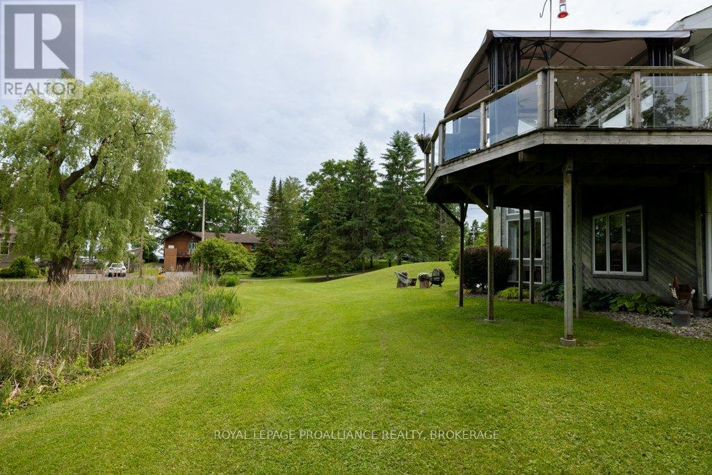 953 Cottage Farms Road, Kingston, Ontario  K7L 4V1 - Photo 36 - X12212231