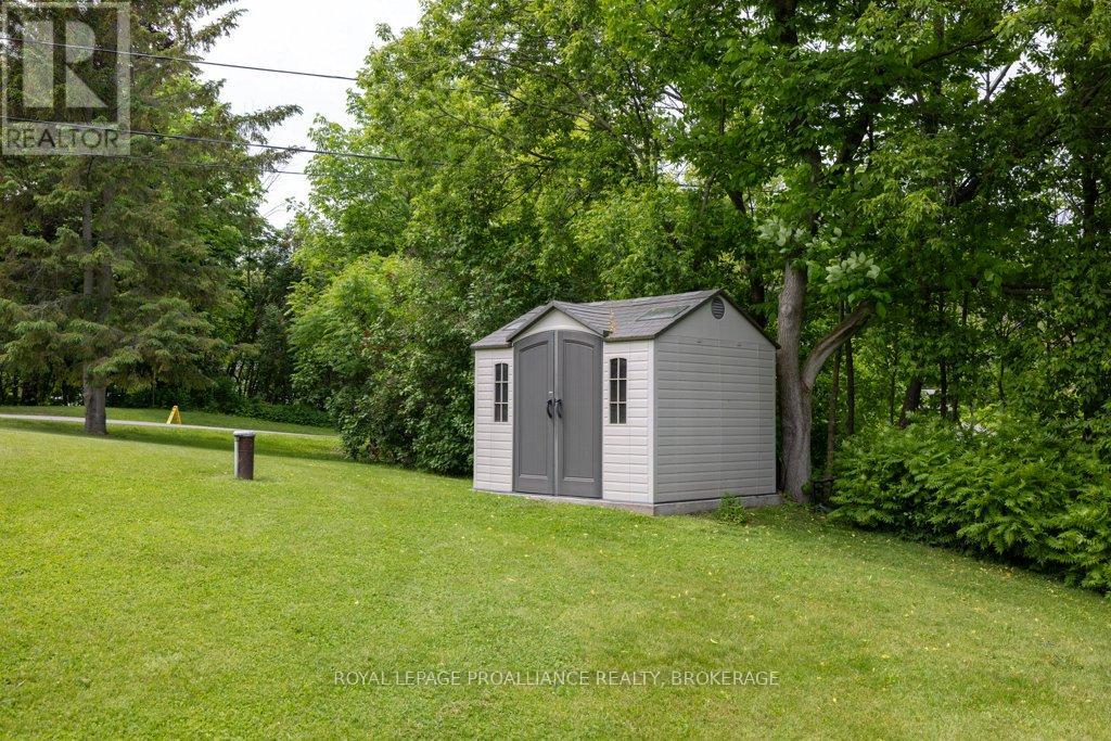 953 Cottage Farms Road, Kingston, Ontario  K7L 4V1 - Photo 37 - X12212231