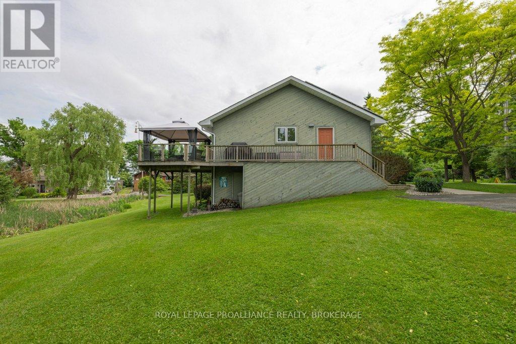 953 Cottage Farms Road, Kingston, Ontario  K7L 4V1 - Photo 38 - X12212231
