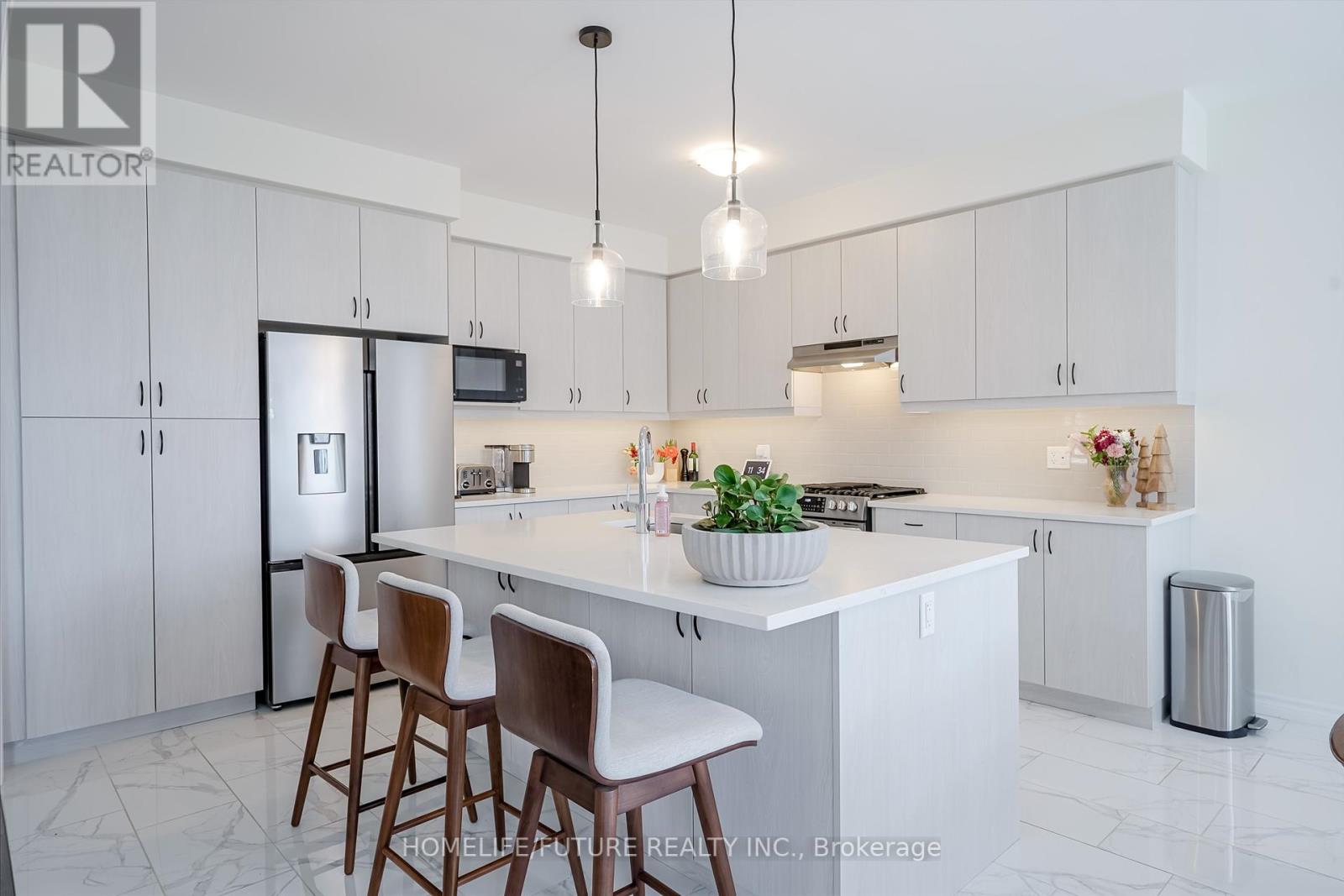 225 O'neil Street, Peterborough North, Ontario  K9K 0H5 - Photo 18 - X12207731