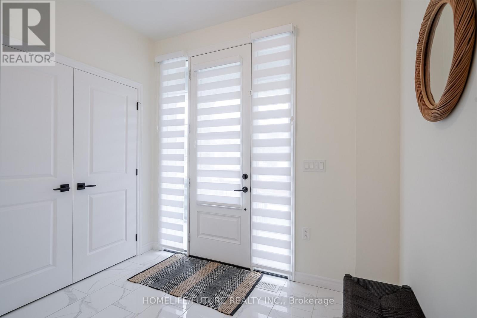 225 O'neil Street, Peterborough North, Ontario  K9K 0H5 - Photo 6 - X12207731