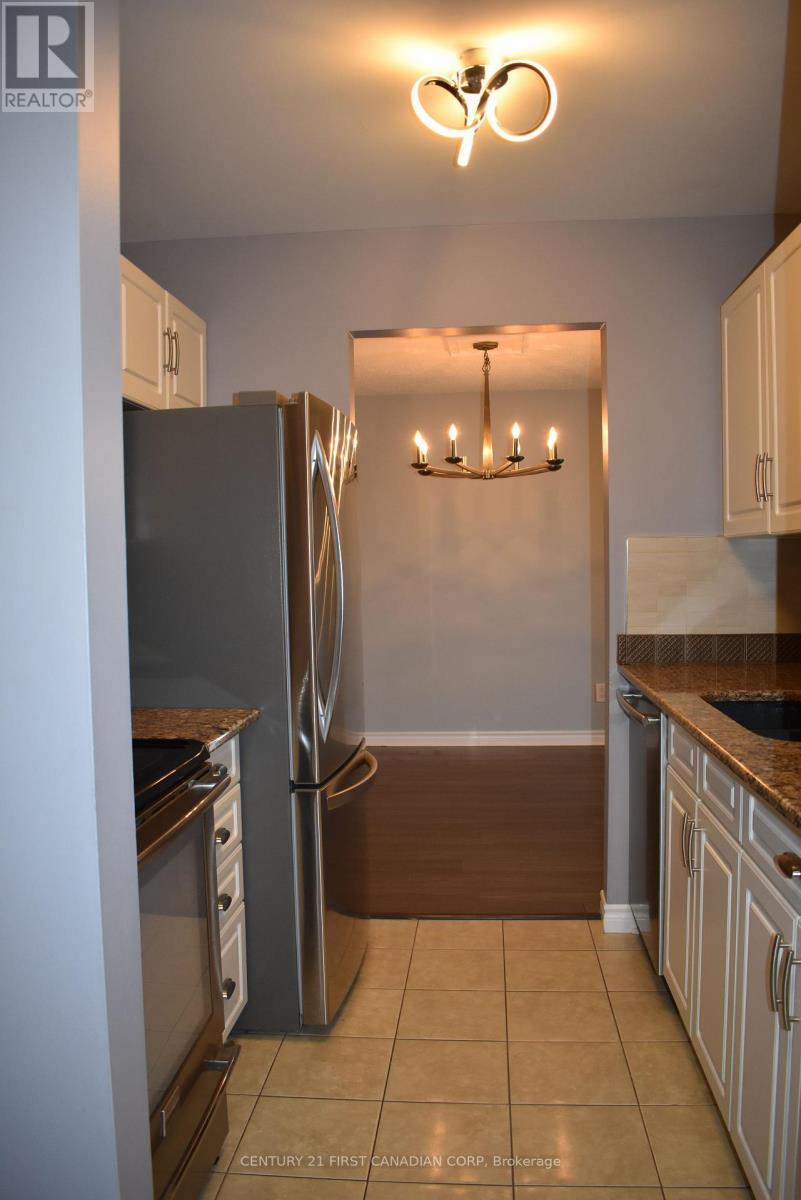 120 - 725 Deveron Crescent, London South, Ontario  N5Z 4X3 - Photo 6 - X12212245