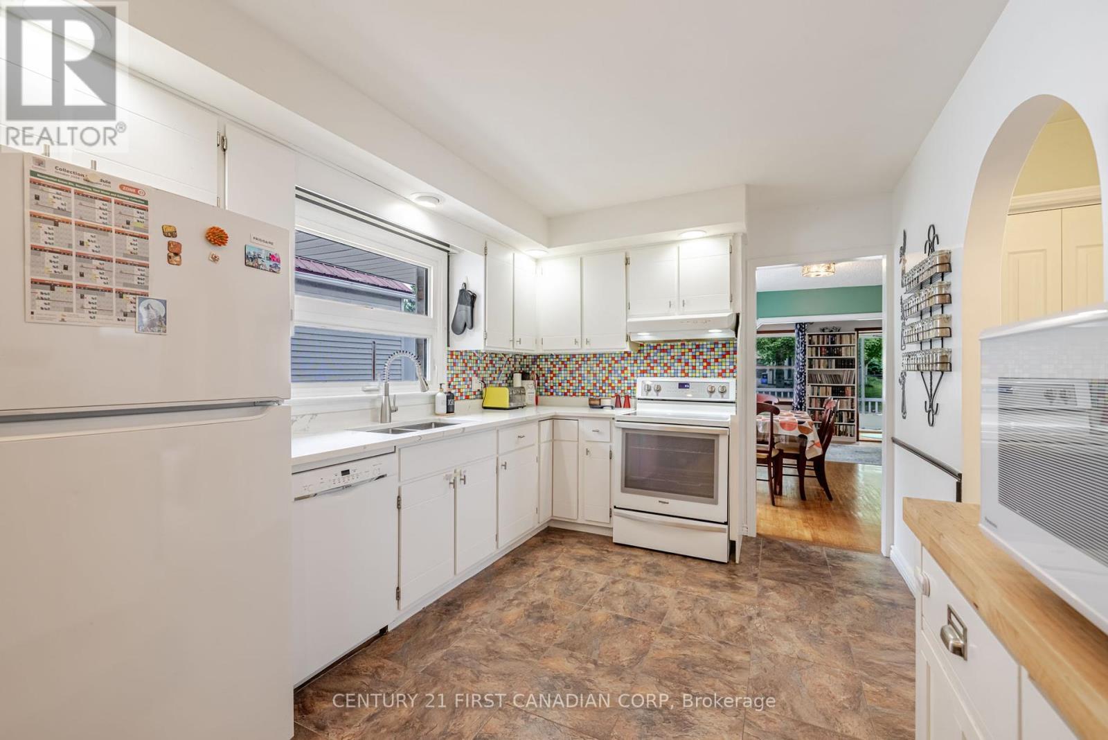 Photo 20 of 49 for 144 Emerson Avenue