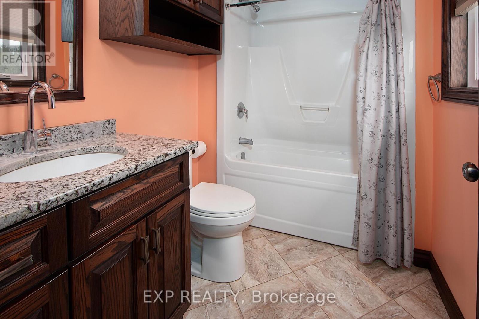 50263 John Wise Line, Malahide, Ontario  N5H 2R5 - Photo 15 - X12212322