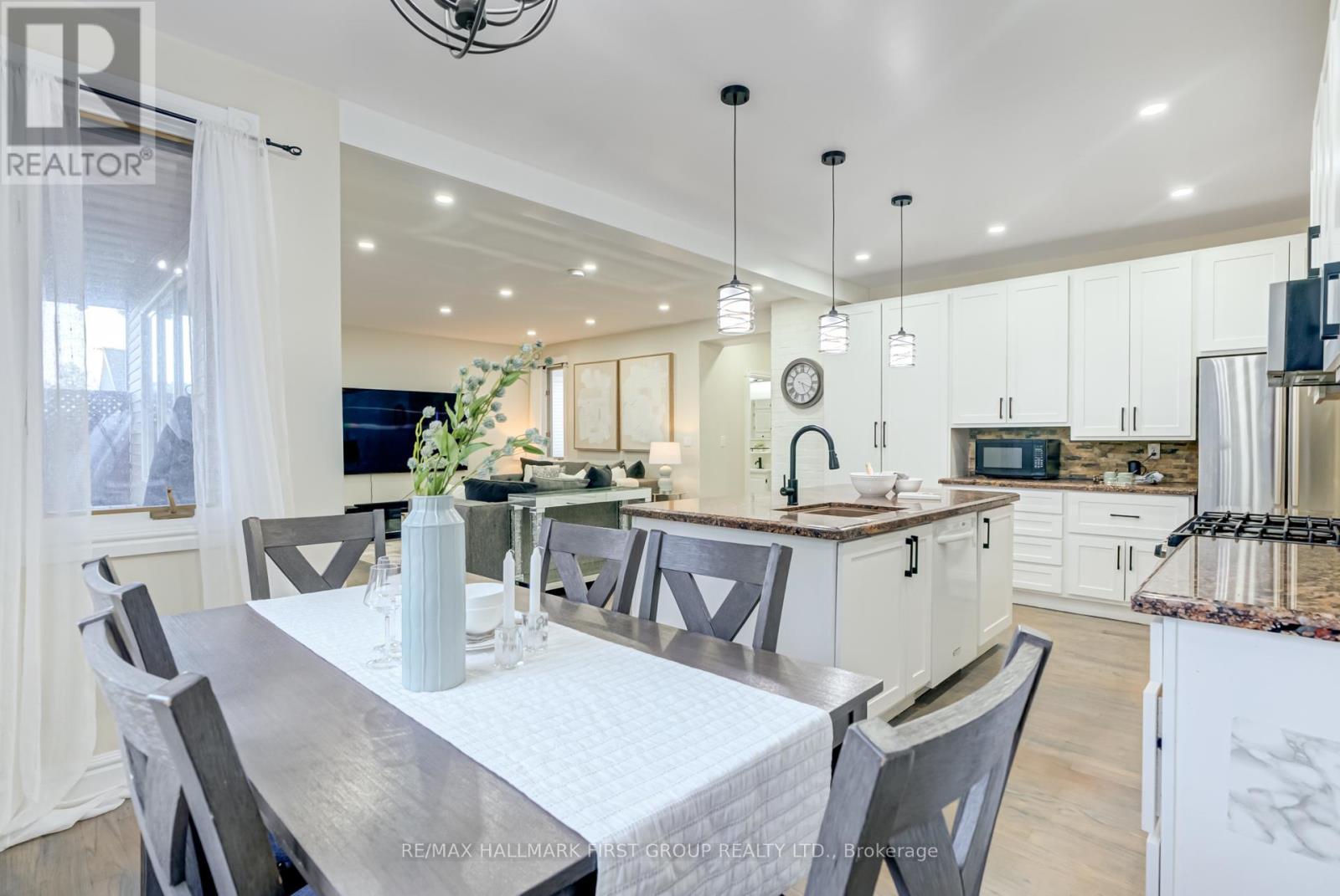 87 Elgin Street, Clarington (Bowmanville), Ontario  L1C 3E3 - Photo 10 - E12212050