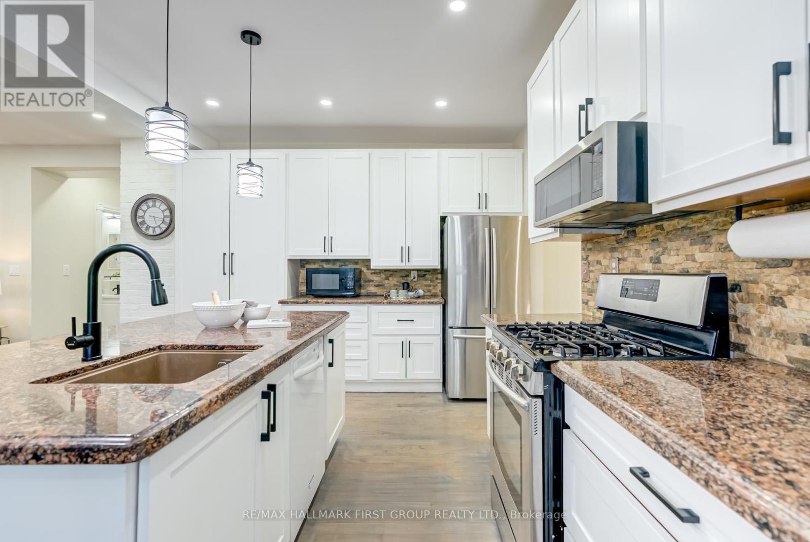 87 Elgin Street, Clarington (Bowmanville), Ontario  L1C 3E3 - Photo 8 - E12212050