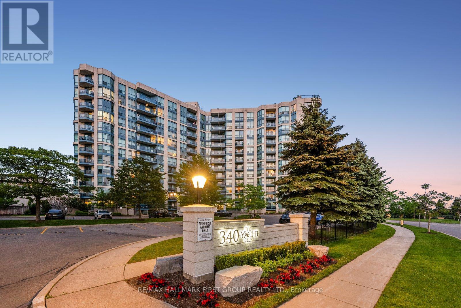 817 - 340 WATSON STREET W, Whitby, Ontario