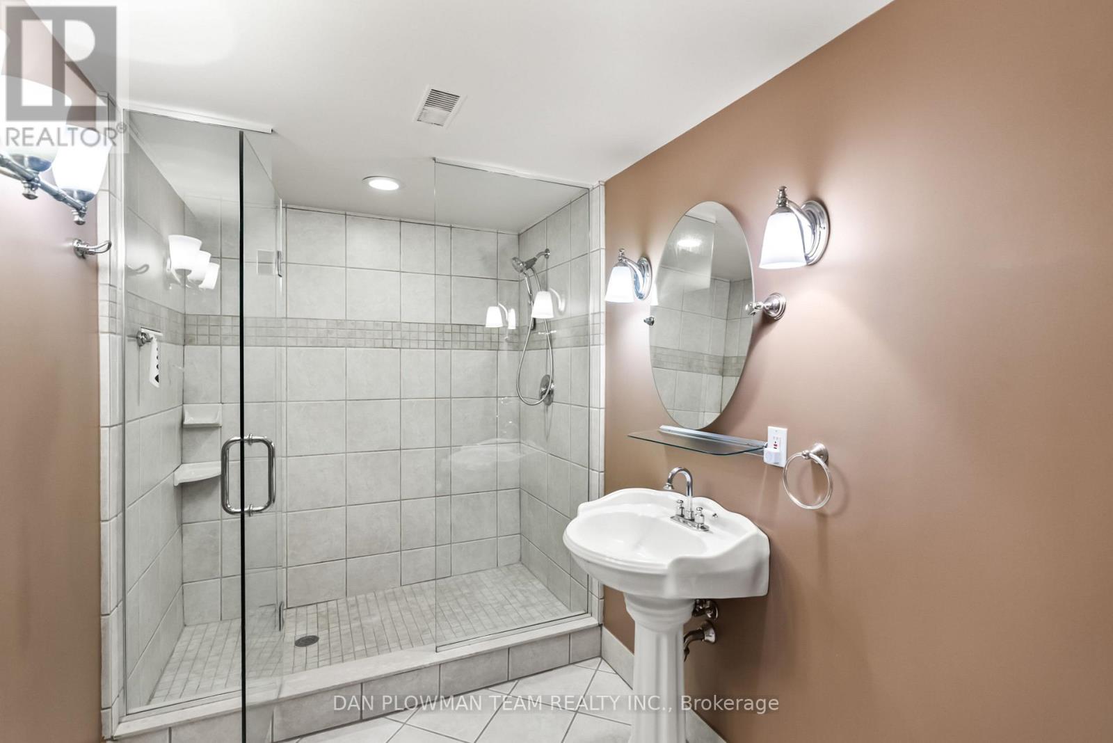 728 Pickering Beach Road, Ajax, Ontario  L1S 3K8 - Photo 30 - E12212167