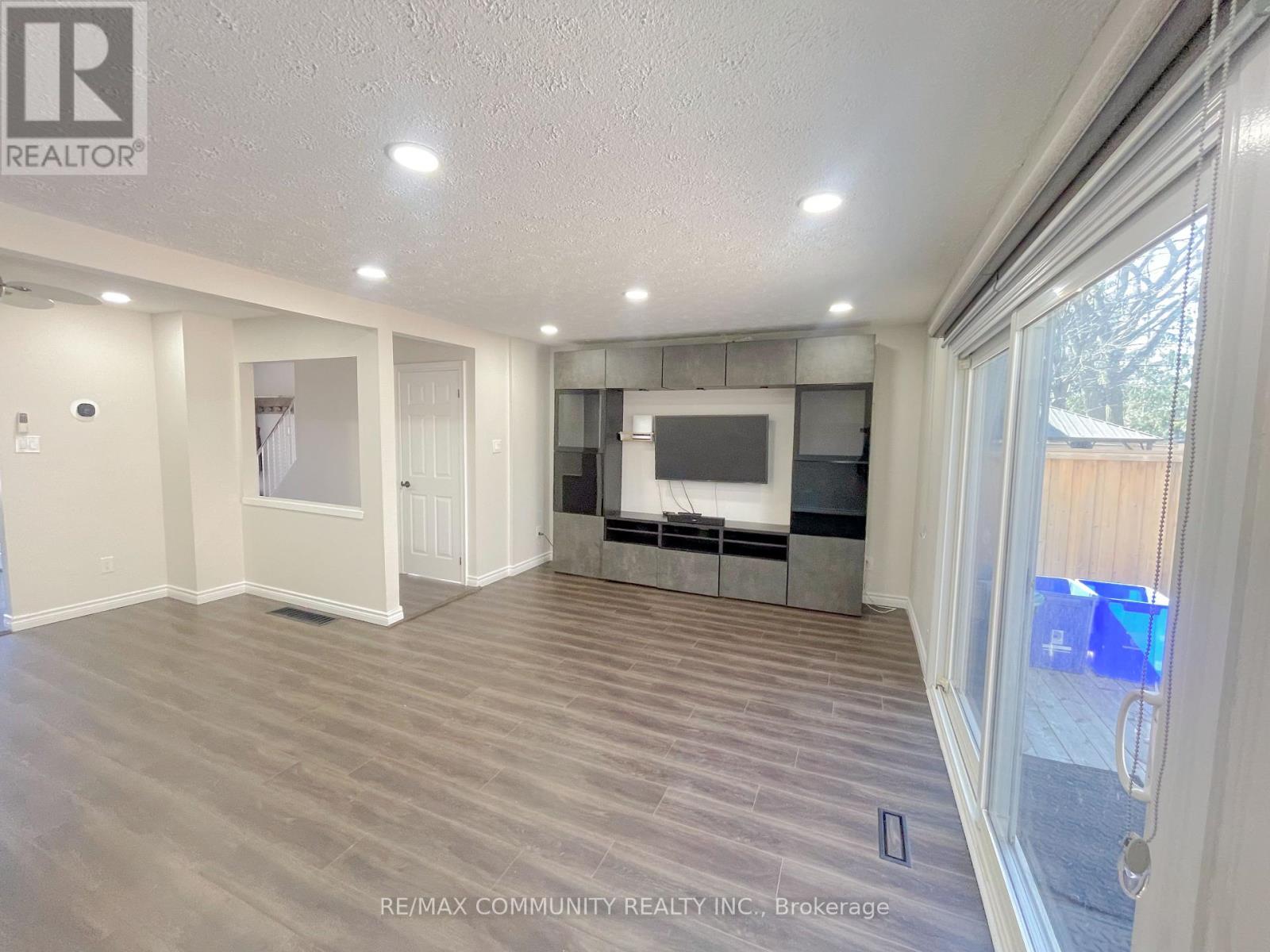 1268 Trowbridge Drive, Oshawa, Ontario  L1G 7H2 - Photo 13 - E12212171