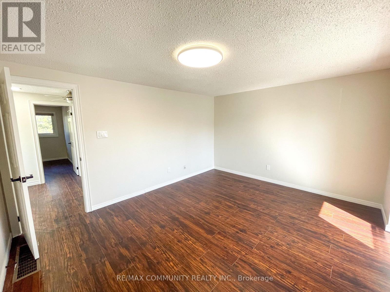 1268 Trowbridge Drive, Oshawa, Ontario  L1G 7H2 - Photo 15 - E12212171