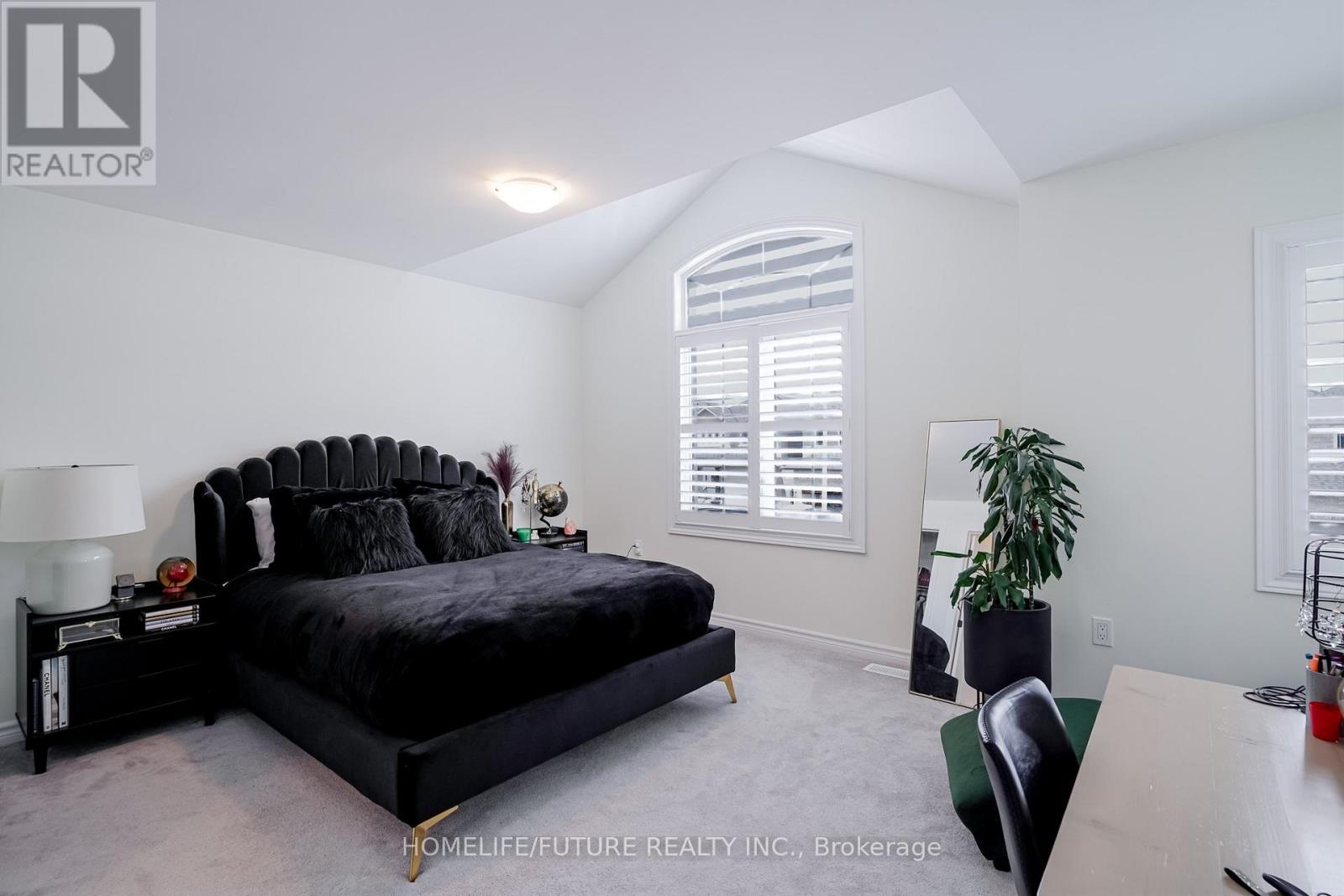 225 O'neil Street, Peterborough North, Ontario  K9K 0H5 - Photo 39 - X12207731
