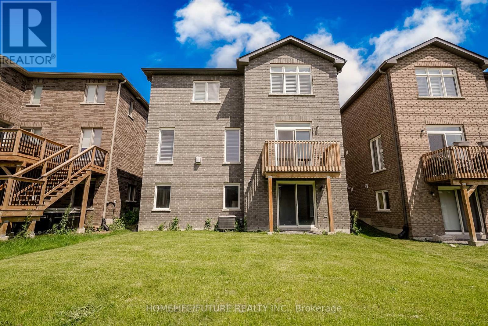 225 O'neil Street, Peterborough North, Ontario  K9K 0H5 - Photo 5 - X12207731