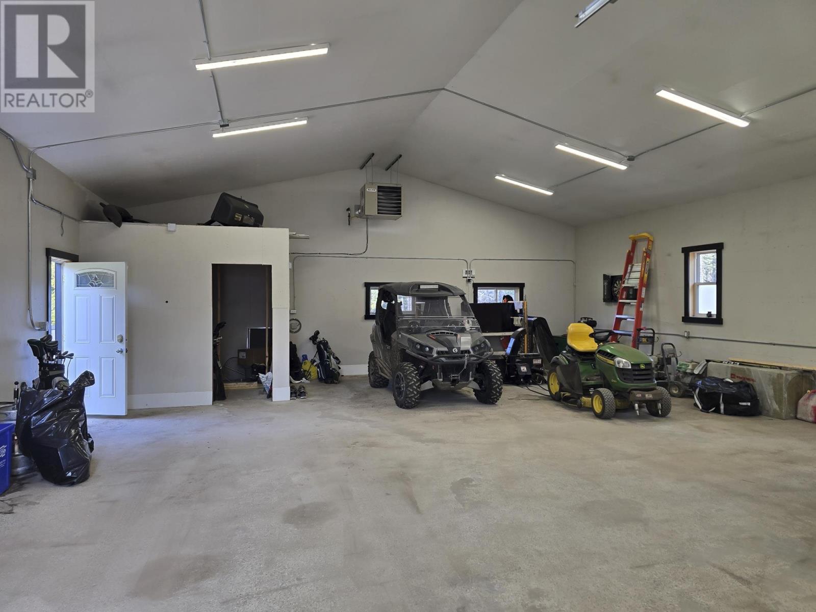2010 Community Hall Rd, Thunder, Ontario  P7G 2E4 - Photo 35 - TB251457