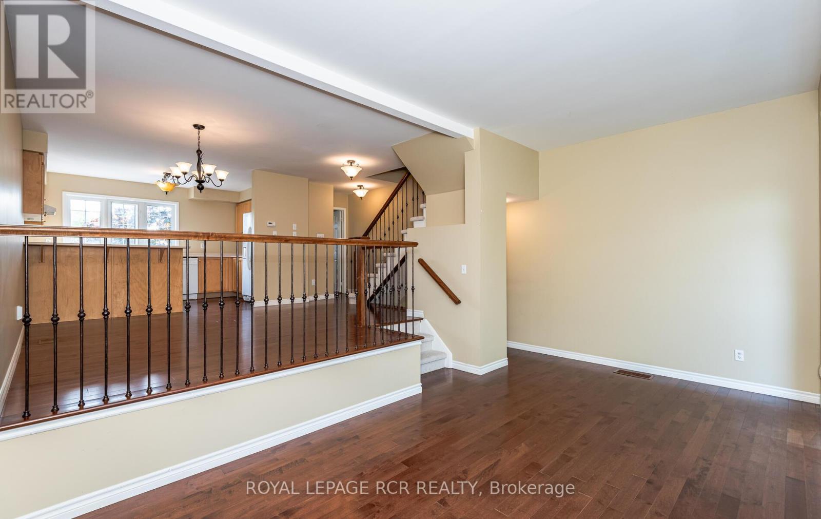 22 Sandelwood Court, Aurora (Bayview Wellington), Ontario  L4G 7M9 - Photo 8 - N12212007