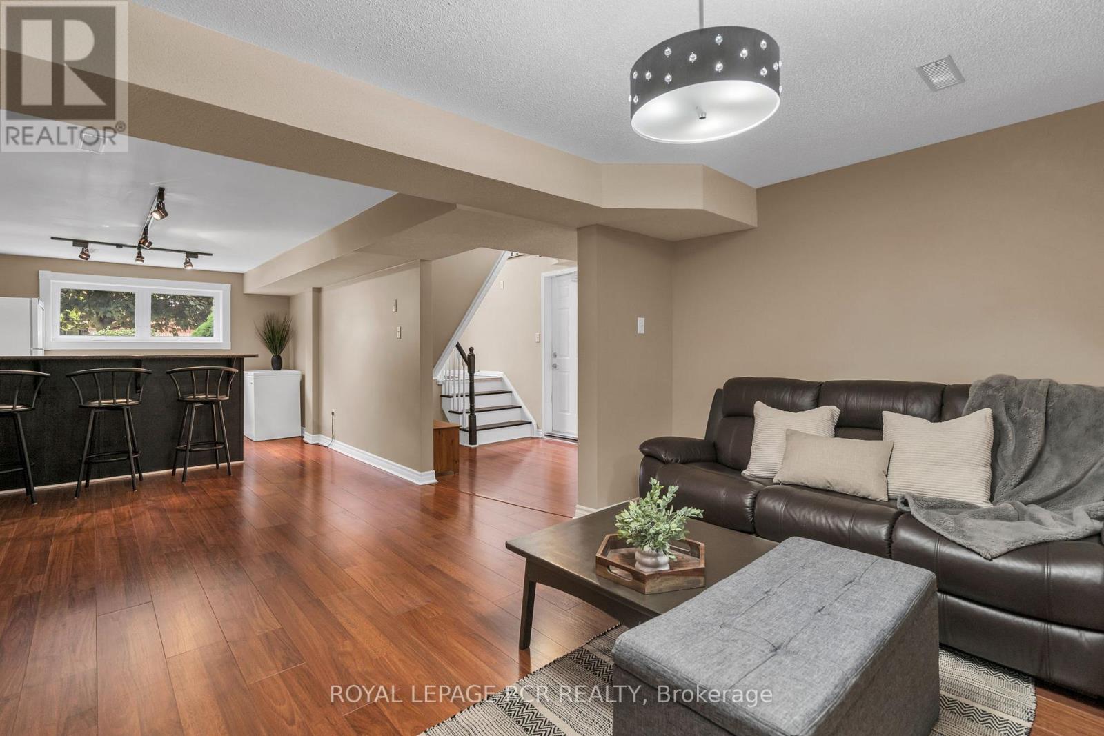 6 Compton Crescent, Bradford West Gwillimbury (Bradford), Ontario  L3Z 2X5 - Photo 30 - N12212093