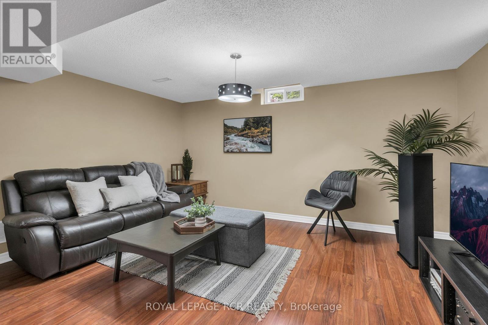 6 Compton Crescent, Bradford West Gwillimbury (Bradford), Ontario  L3Z 2X5 - Photo 31 - N12212093