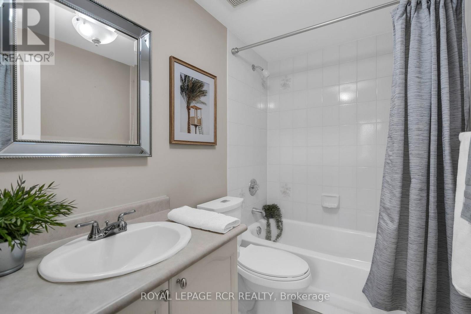 6 Compton Crescent, Bradford West Gwillimbury (Bradford), Ontario  L3Z 2X5 - Photo 37 - N12212093