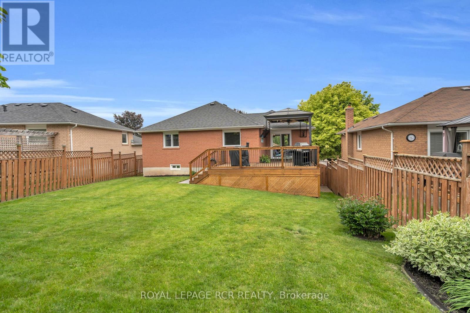 6 Compton Crescent, Bradford West Gwillimbury (Bradford), Ontario  L3Z 2X5 - Photo 42 - N12212093
