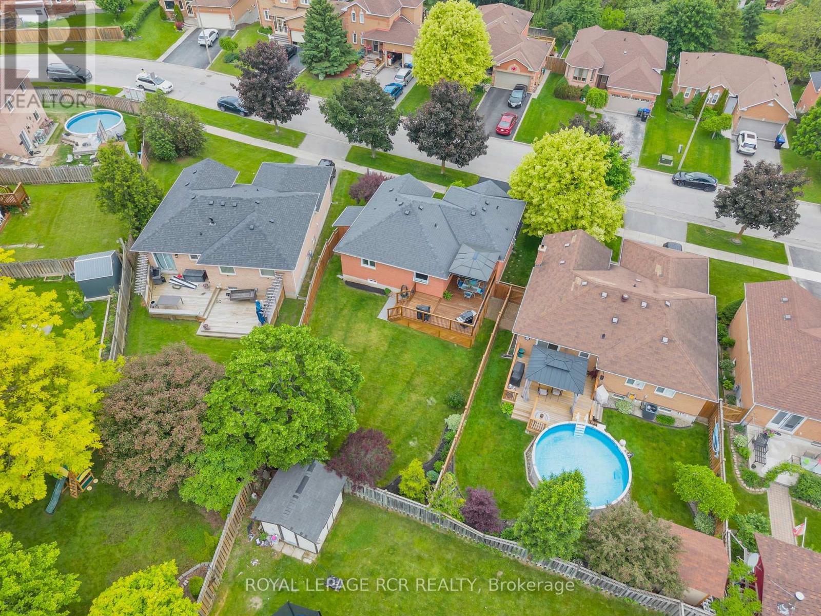6 Compton Crescent, Bradford West Gwillimbury (Bradford), Ontario  L3Z 2X5 - Photo 44 - N12212093
