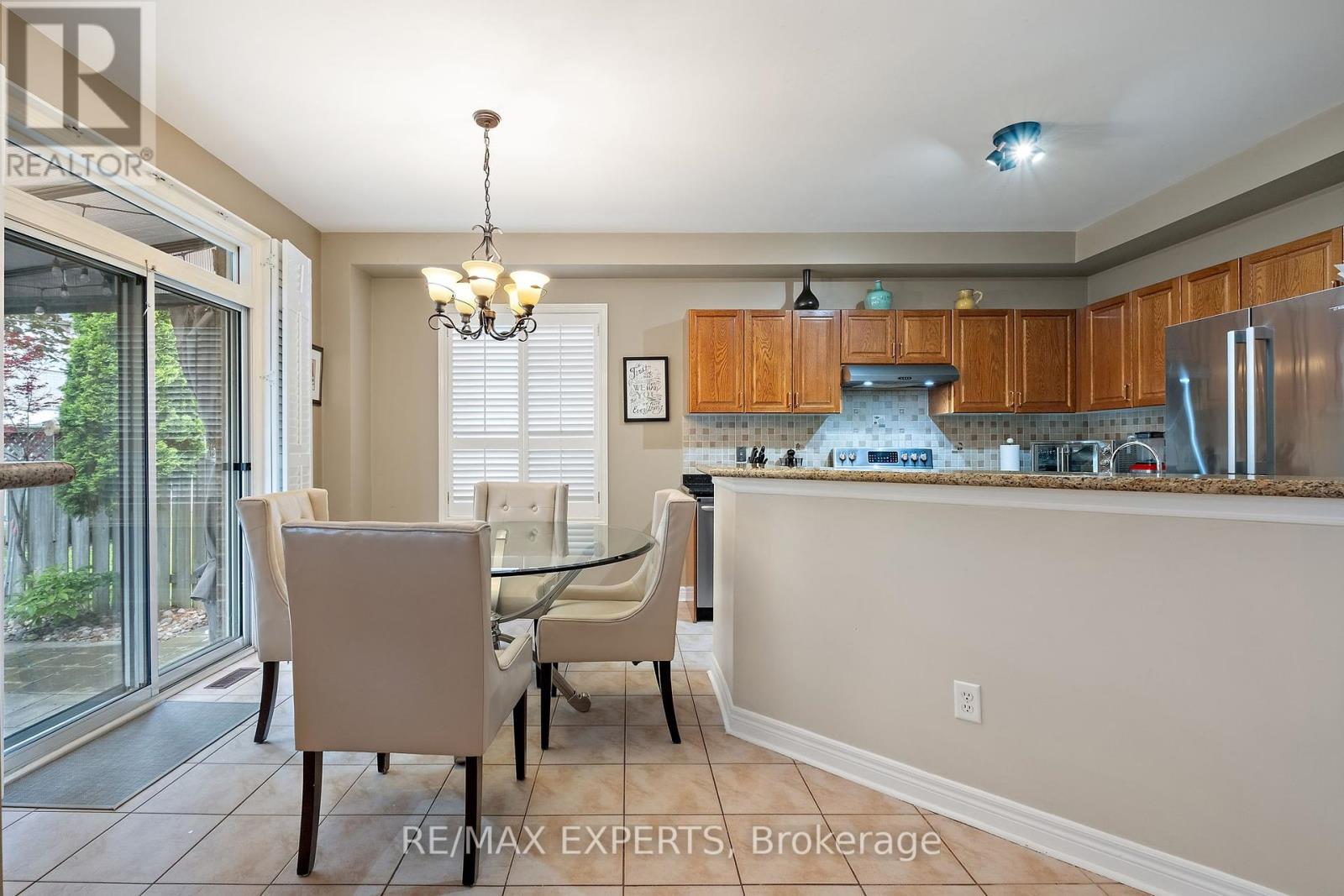 72 Turning Leaf Drive, Vaughan (Sonoma Heights), Ontario  L4H 2J4 - Photo 12 - N12212140