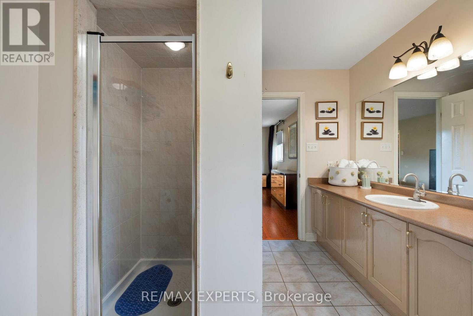 72 Turning Leaf Drive, Vaughan (Sonoma Heights), Ontario  L4H 2J4 - Photo 25 - N12212140