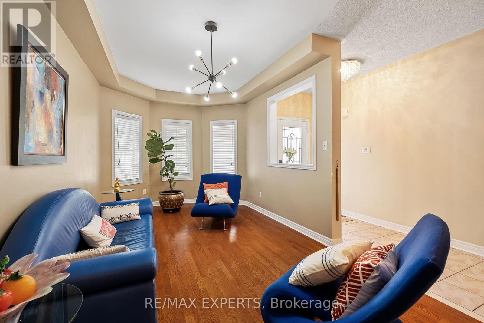 72 Turning Leaf Drive, Vaughan (Sonoma Heights), Ontario  L4H 2J4 - Photo 5 - N12212140