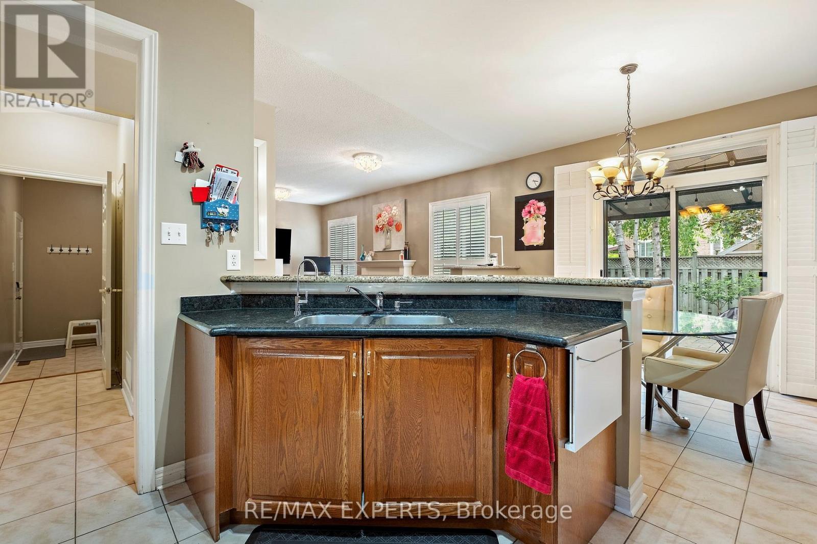 72 Turning Leaf Drive, Vaughan (Sonoma Heights), Ontario  L4H 2J4 - Photo 8 - N12212140