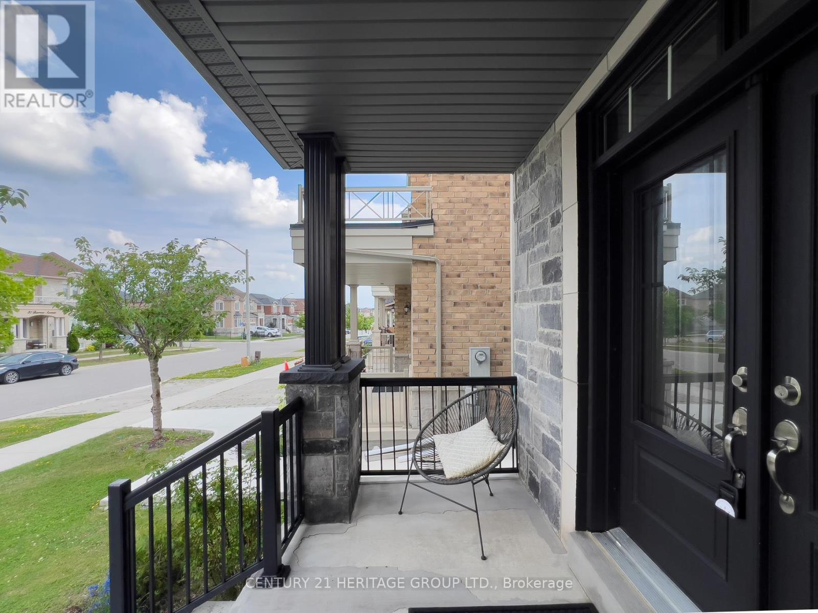 Property at 20 BARROW AVENUE image 3