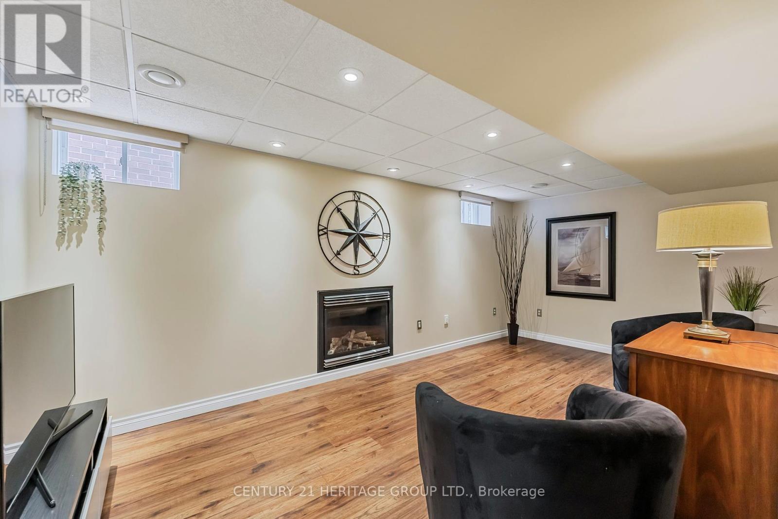 29 Prince Drive, Bradford West Gwillimbury (Bradford), Ontario  L3Z 3B7 - Photo 33 - N12212182