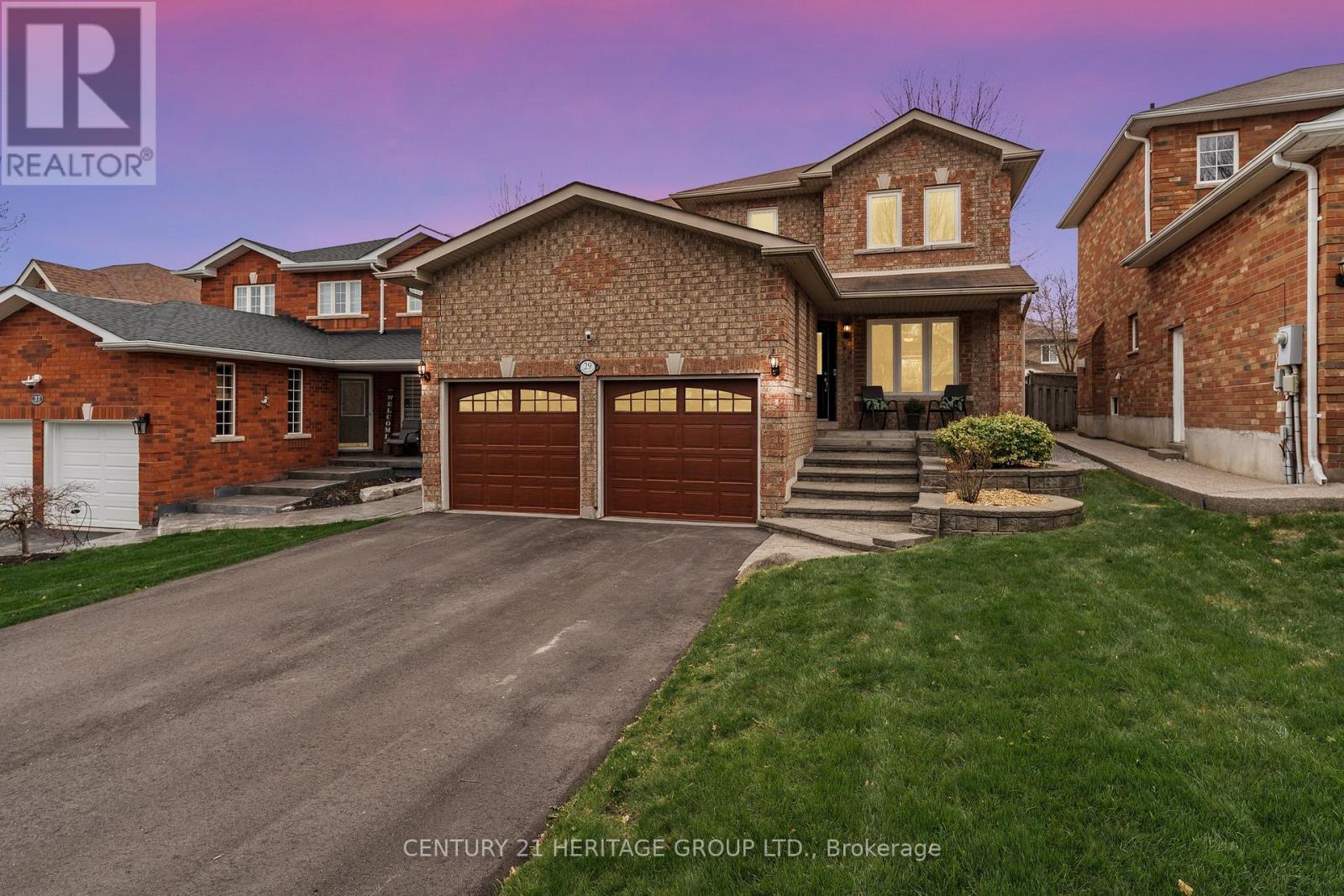 29 Prince Drive, Bradford West Gwillimbury (Bradford), Ontario  L3Z 3B7 - Photo 40 - N12212182