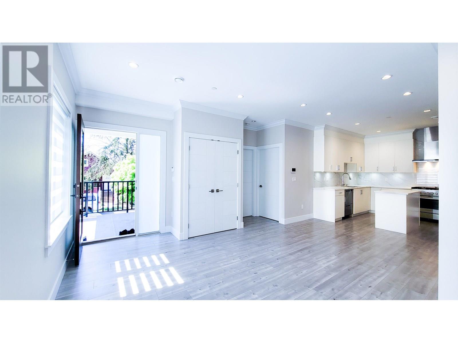 3820 Inverness Street, Vancouver, British Columbia  V5V 1W6 - Photo 5 - R3014161