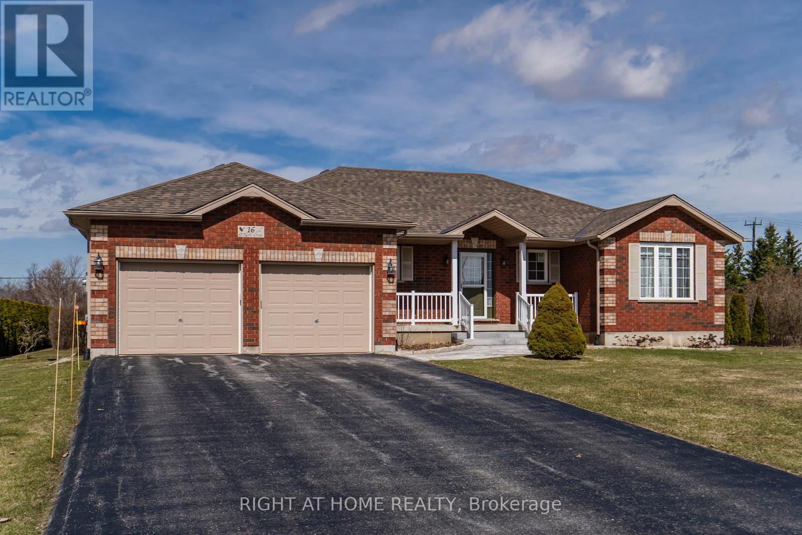 16 O'NEILL CIRCLE, Springwater, Ontario