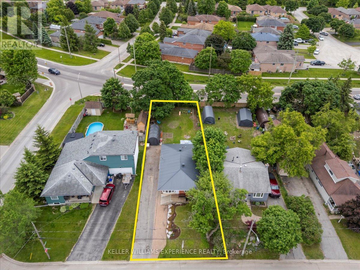 227 Southview Road, Barrie, Ontario  L4N 3X6 - Photo 19 - S12212120