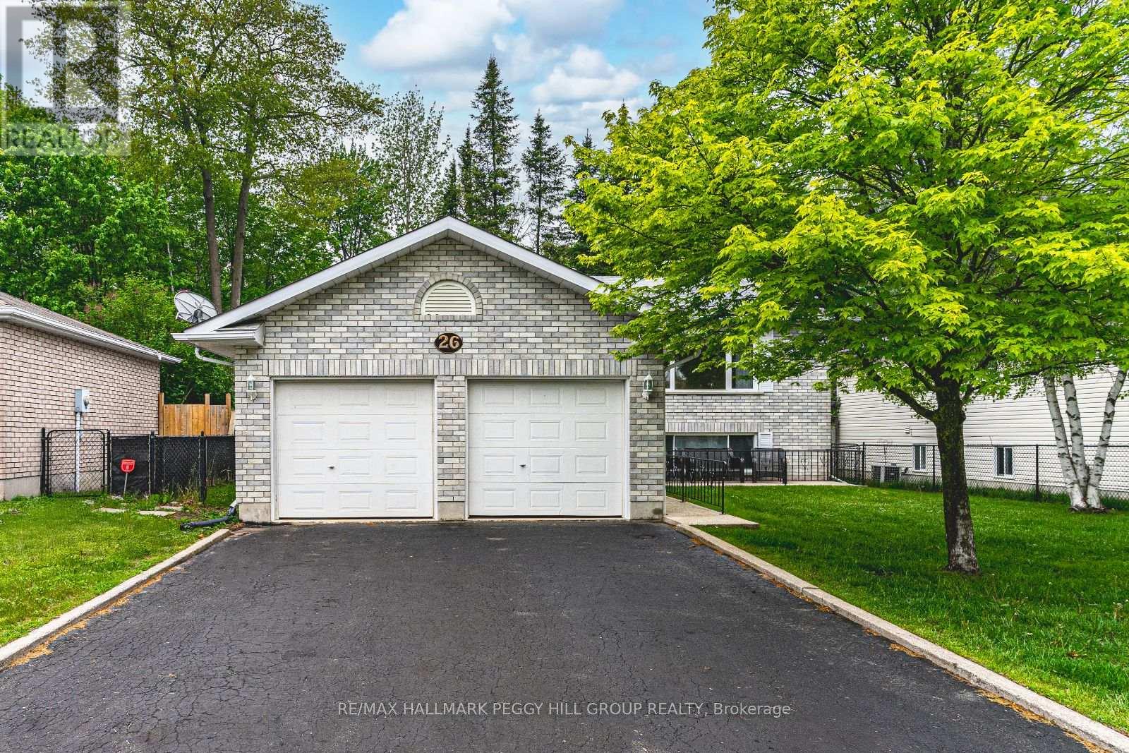 26 Innisbrook Drive, Wasaga Beach, Ontario  L9Z 1G3 - Photo 1 - S12212144