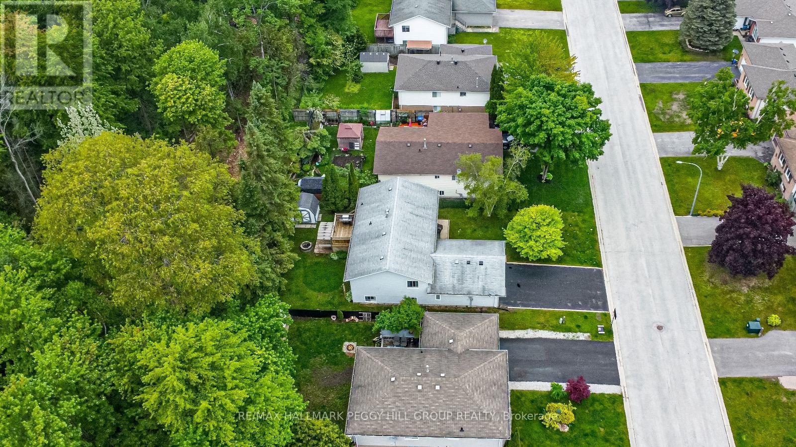 26 Innisbrook Drive, Wasaga Beach, Ontario  L9Z 1G3 - Photo 20 - S12212144