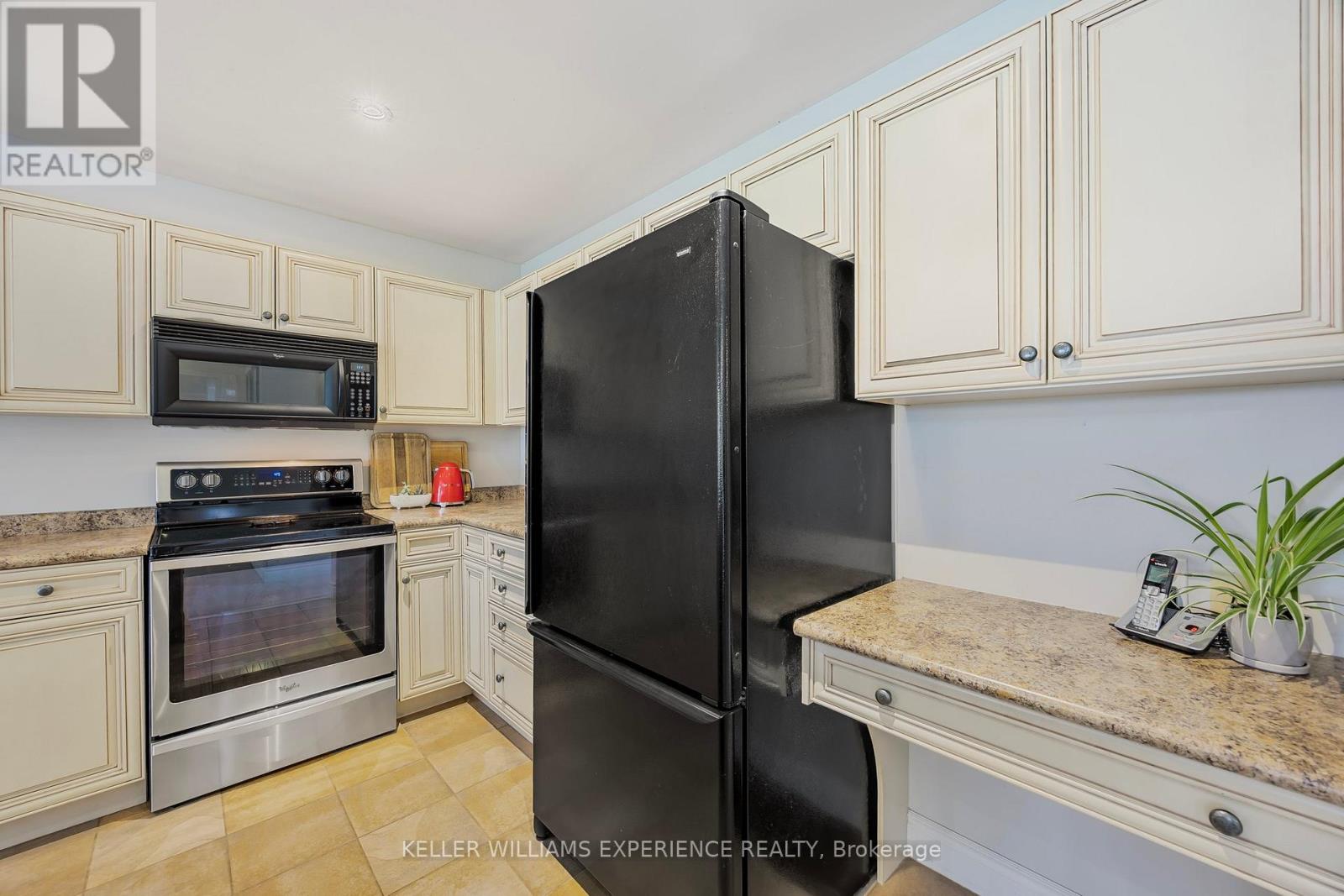 26 Wildflower Court, Barrie, Ontario  L4N 4G3 - Photo 17 - S12212147