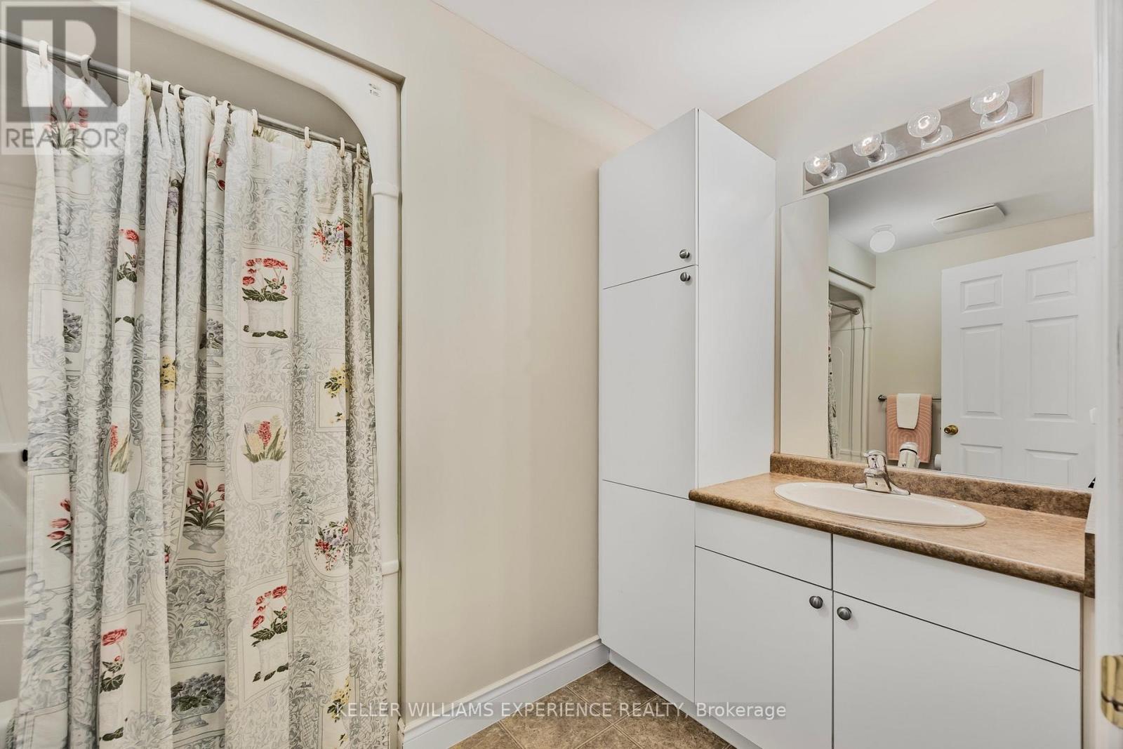 26 Wildflower Court, Barrie, Ontario  L4N 4G3 - Photo 29 - S12212147