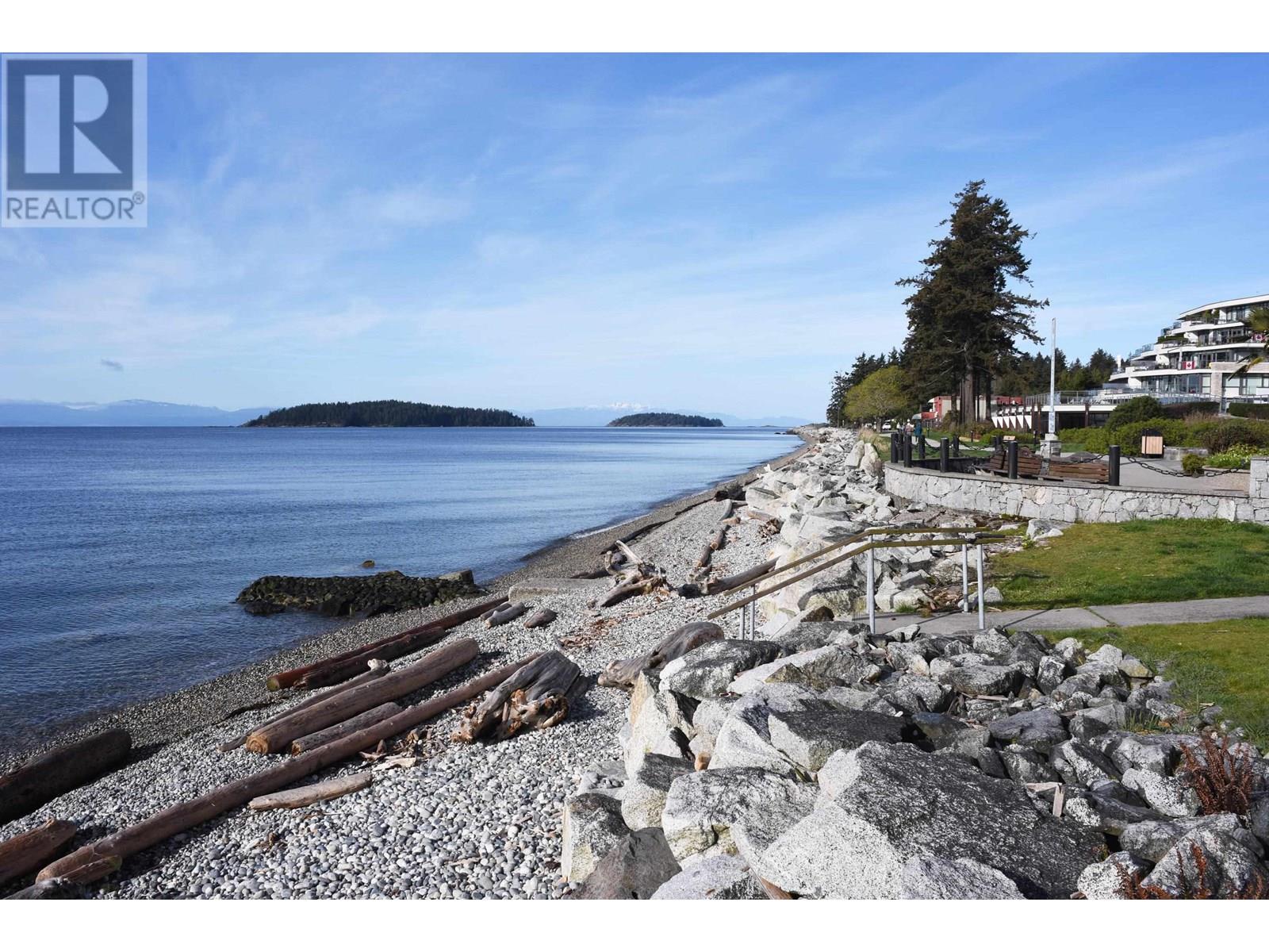 212 5665 Teredo Street, Sechelt, British Columbia  V7Z 0J2 - Photo 13 - R3014142