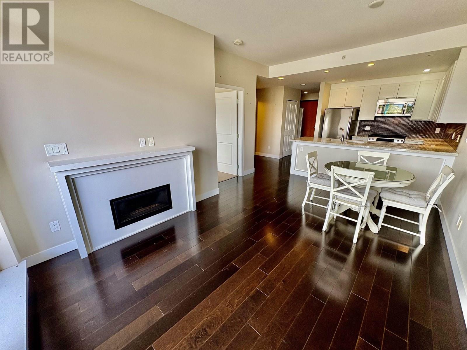 212 5665 Teredo Street, Sechelt, British Columbia  V7Z 0J2 - Photo 4 - R3014142