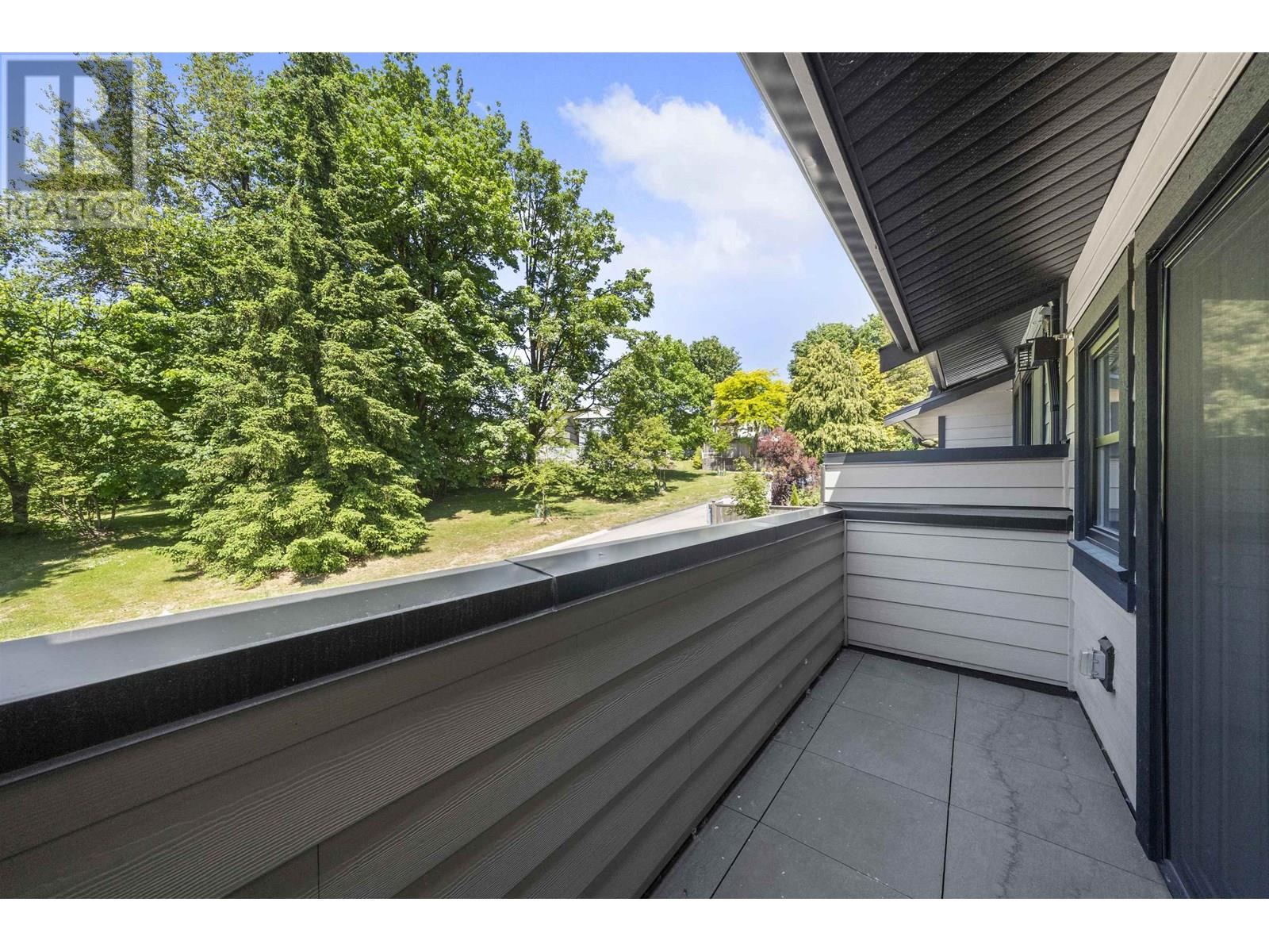 43 E Eighth Avenue, New Westminster, British Columbia  V3L 4J4 - Photo 12 - R3014153