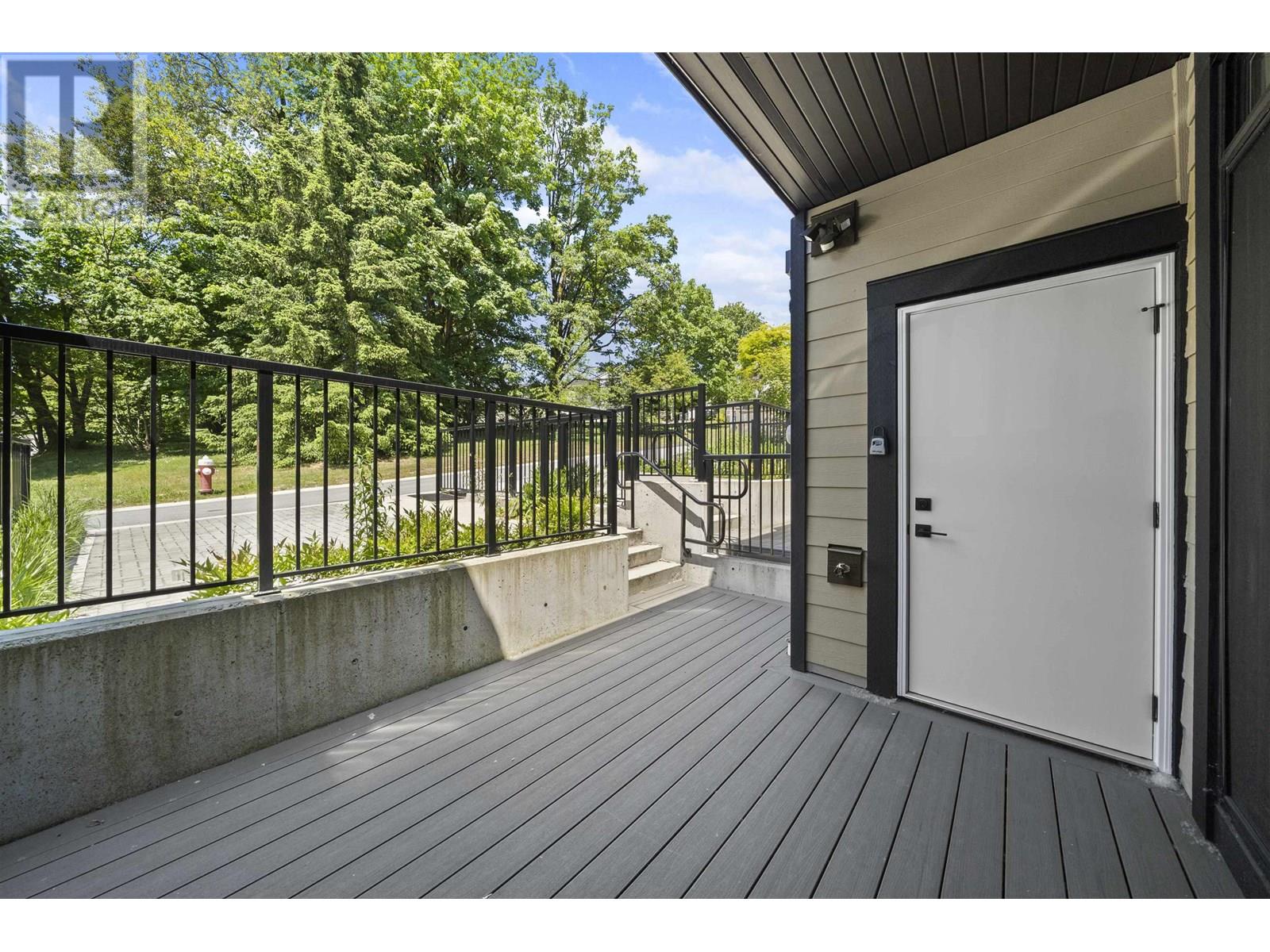 43 E Eighth Avenue, New Westminster, British Columbia  V3L 4J4 - Photo 25 - R3014153